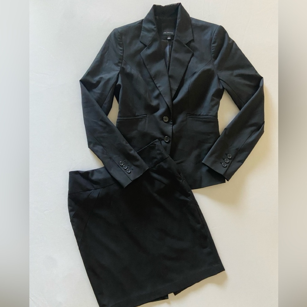 The Limited Black Skirt women’s suit set size 2